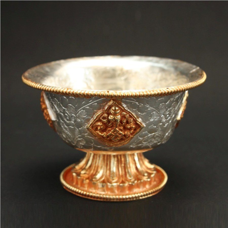 RAISED OFFERING BOWLS, SILVER AND GOLD PLATED, MASTER QUALITY